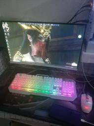 急用钱出售电脑一套2590，可自提可快递